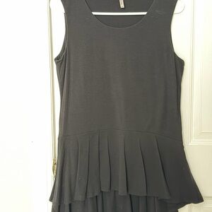 Chic Black Sleeveless Tank Top